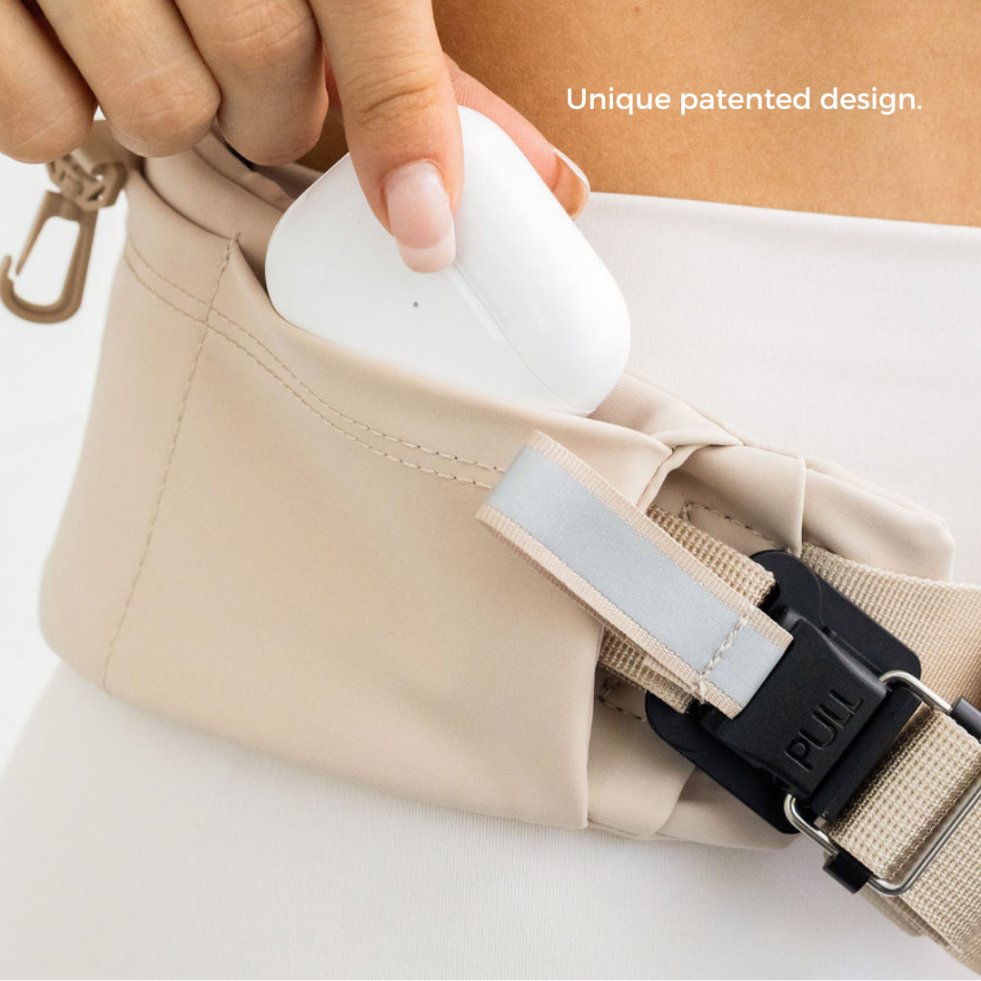 The Attachdᵀᴹ Hands-Free Dog Belt