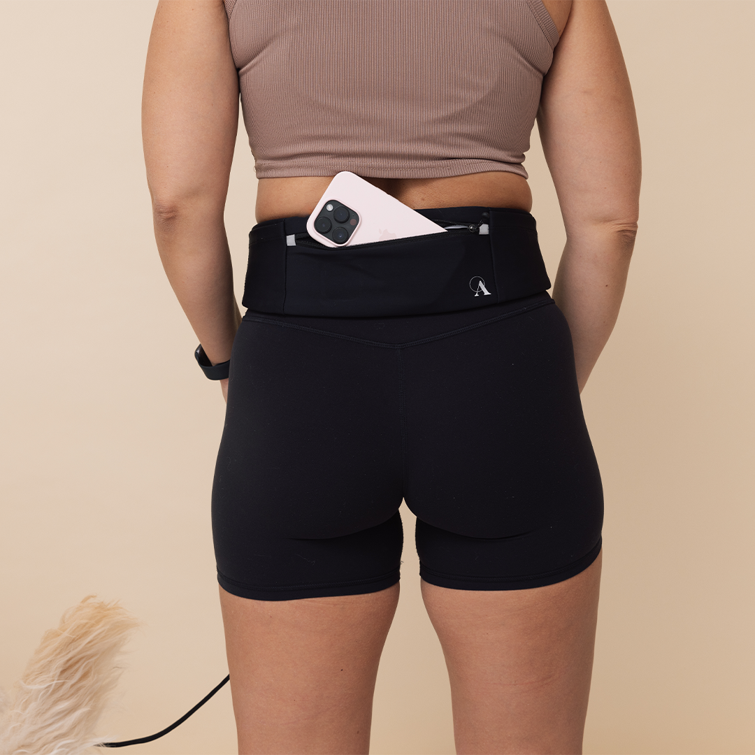 rear_shot_with_phone_square.png